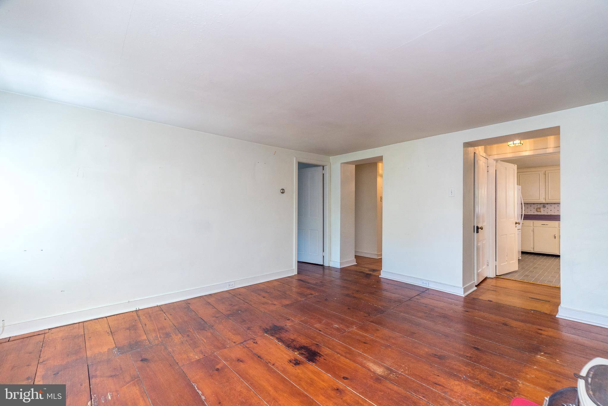 Doylestown, PA 18901,156 W STATE ST