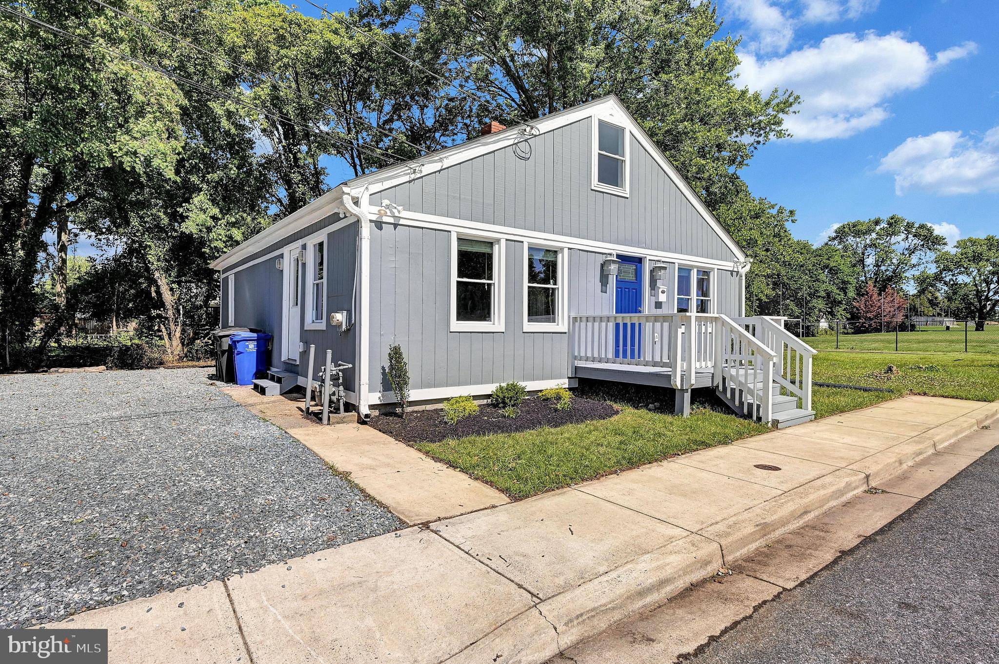 Laurel, MD 20707,501 CLAYS LN
