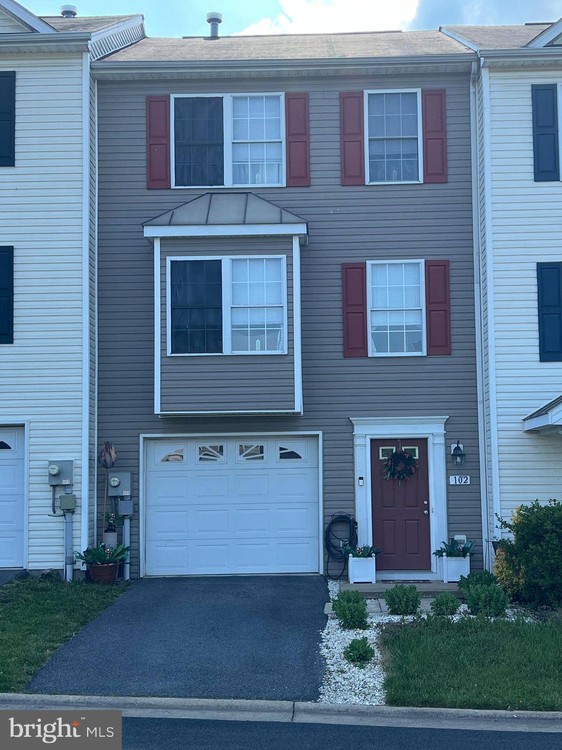 Winchester, VA 22602,102 ZEPHYR LN