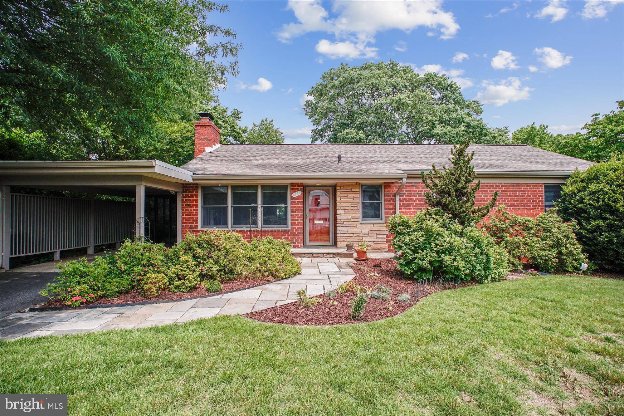 Arlington, VA 22207,3529 N NOTTINGHAM ST