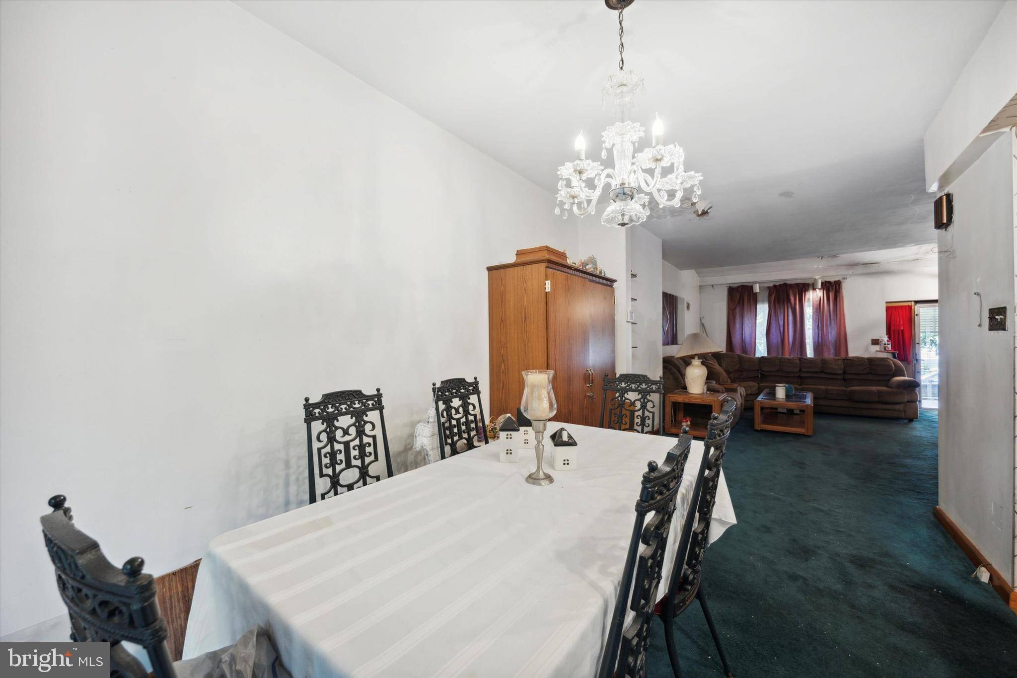 Philadelphia, PA 19142,2647 S 62ND ST