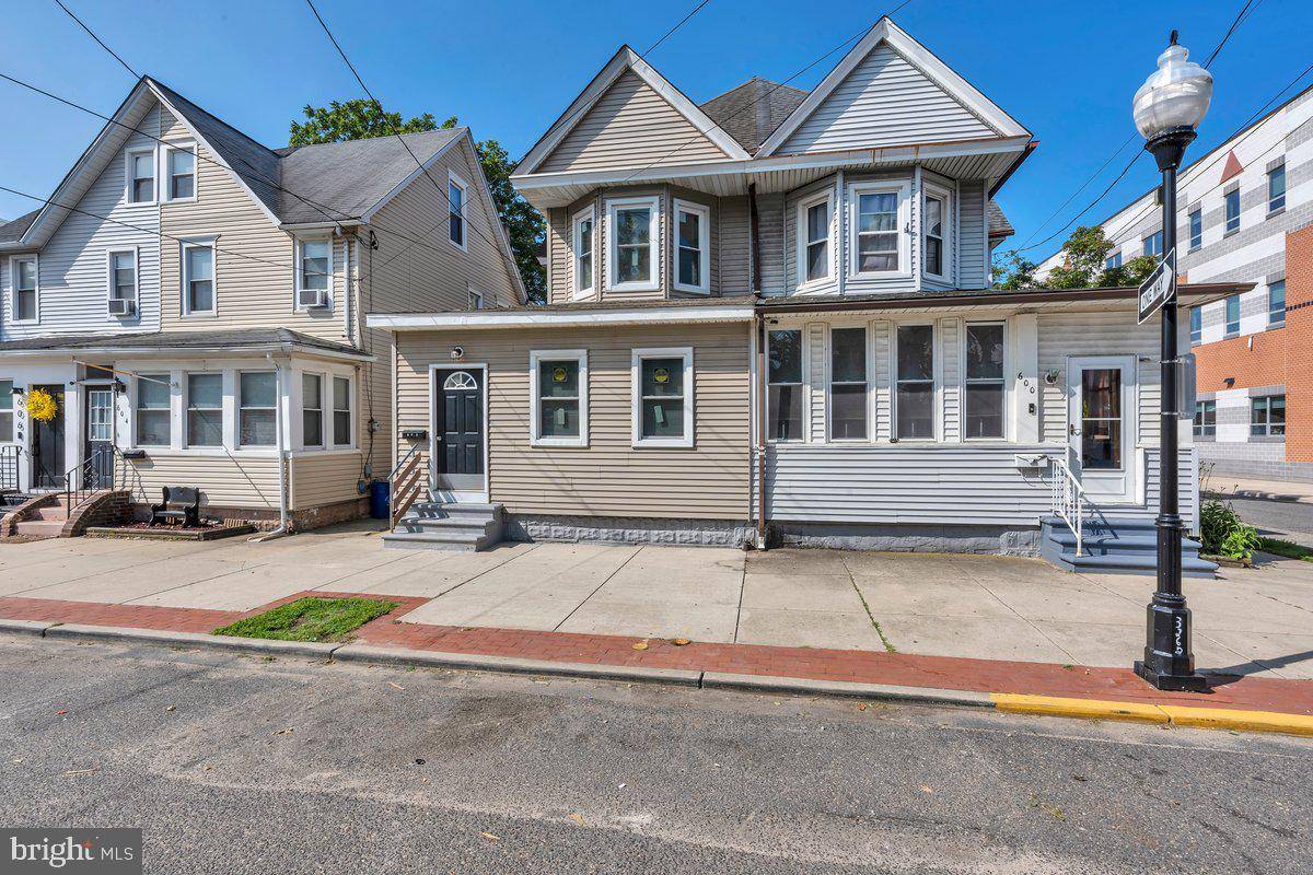 Gloucester City, NJ 08030,602 MARKET ST