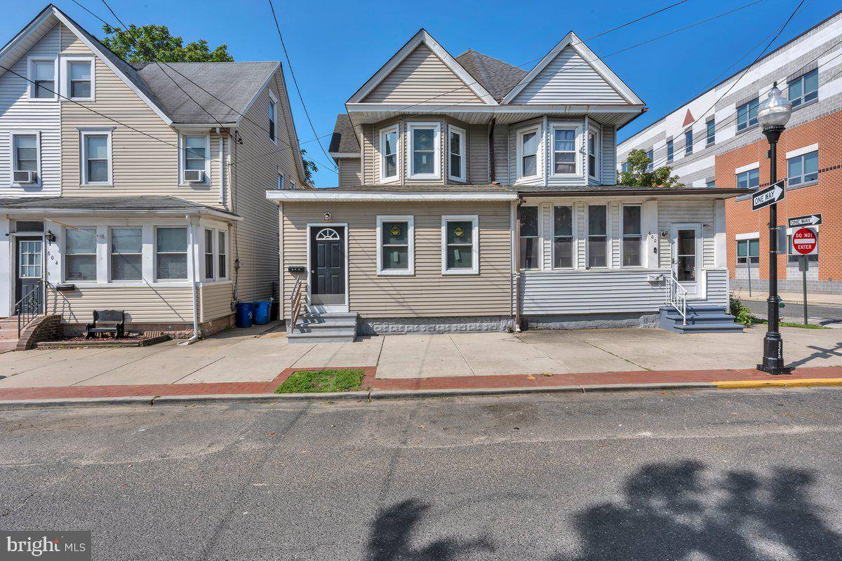Gloucester City, NJ 08030,602 MARKET ST