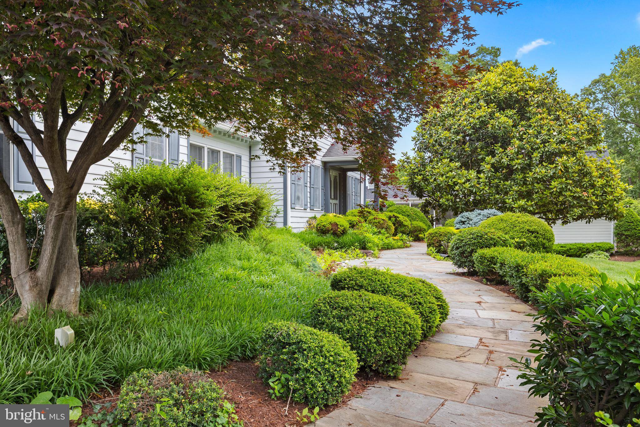 Annandale, VA 22003,8508 ARDFOUR LN