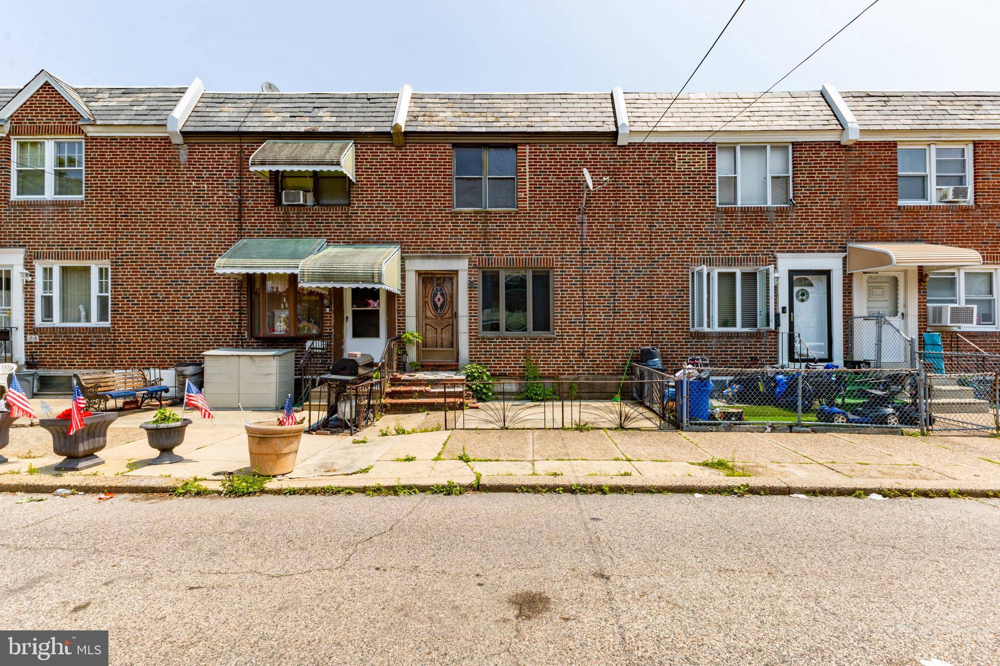 Philadelphia, PA 19145,1717 S NEWKIRK ST