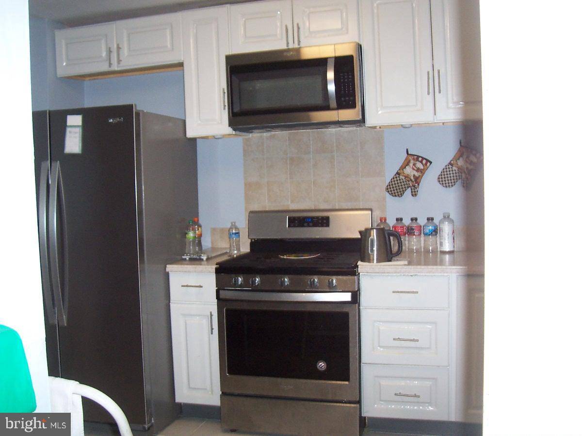 Clementon, NJ 08021,157 KELLY DRIVER RD