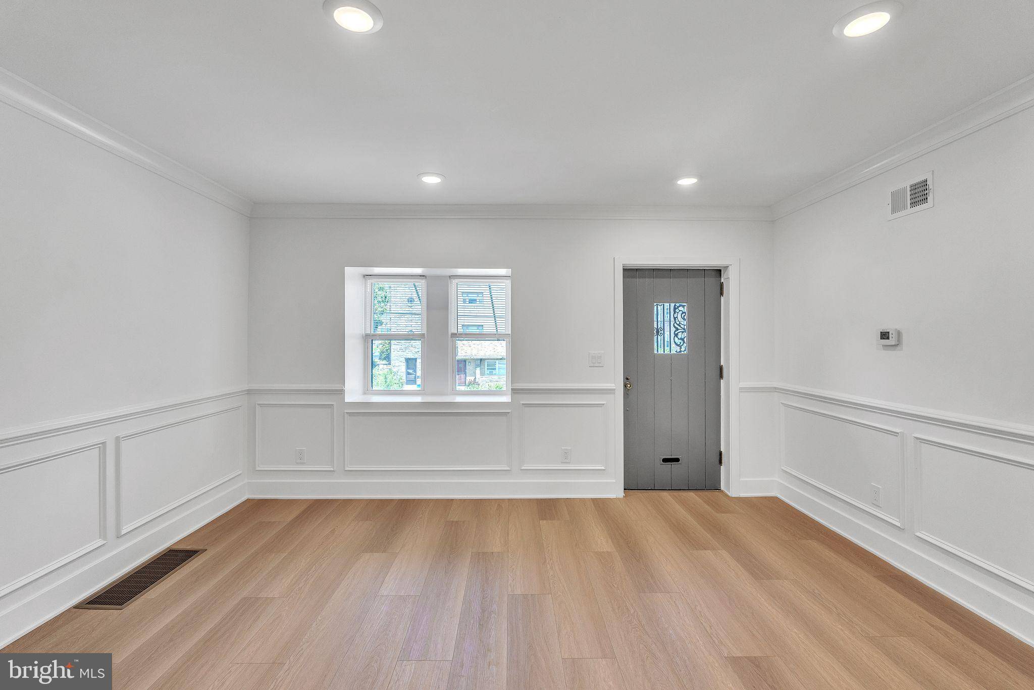 Philadelphia, PA 19119,6732 SPRAGUE ST