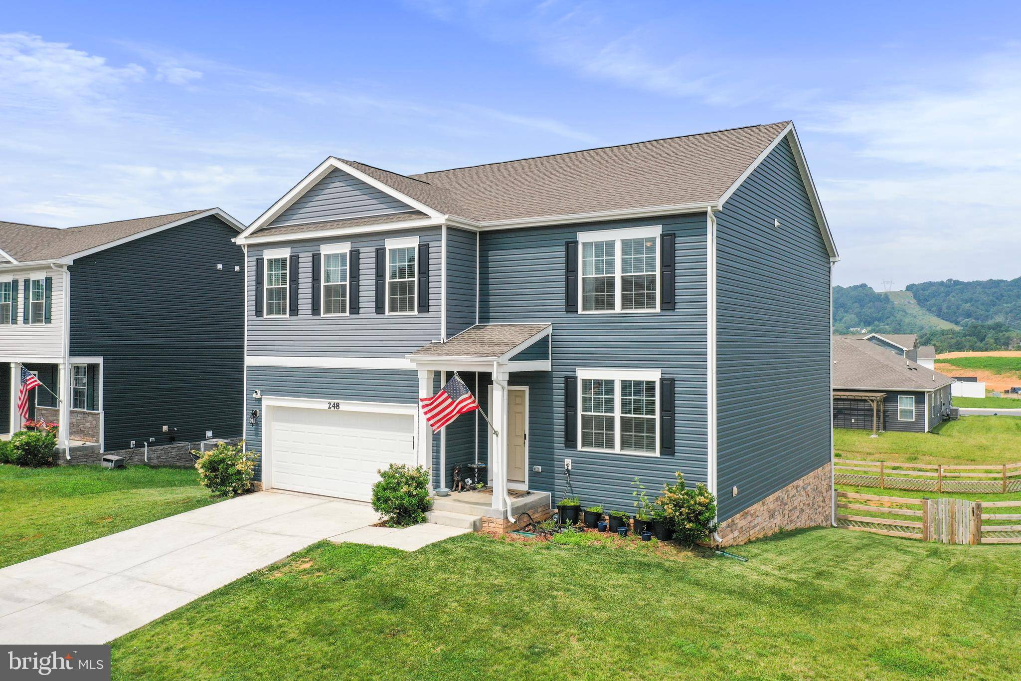 Martinsburg, WV 25403,248 AYLESBURY LN