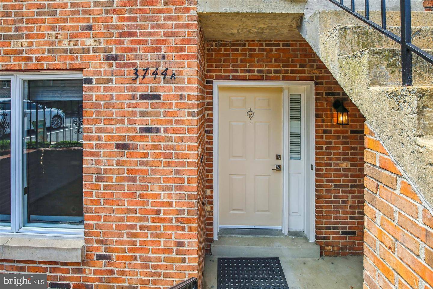 Falls Church, VA 22041,3744-A MADISON LN