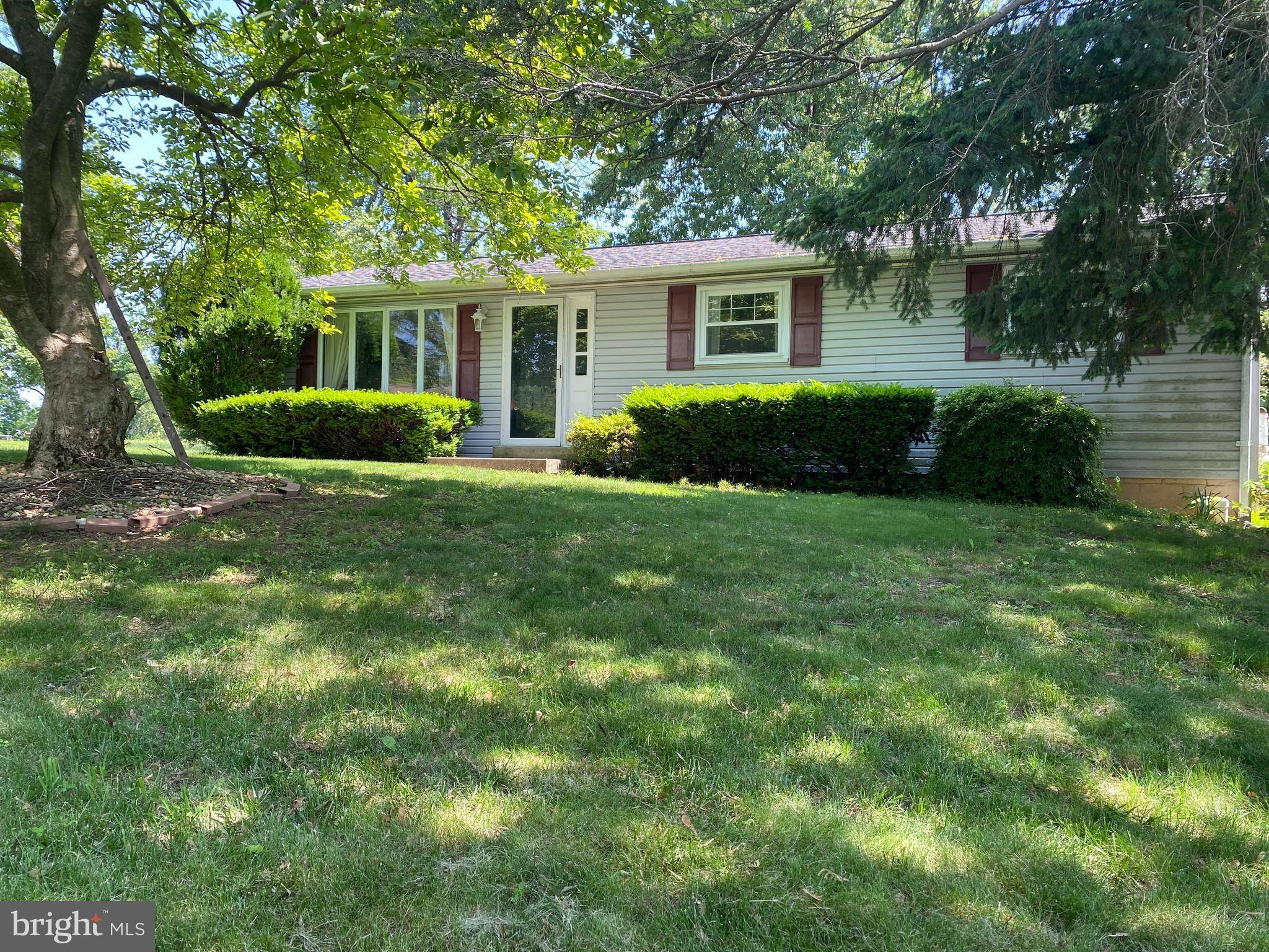 Lebanon, PA 17046,1390 MEADOWBROOK LN