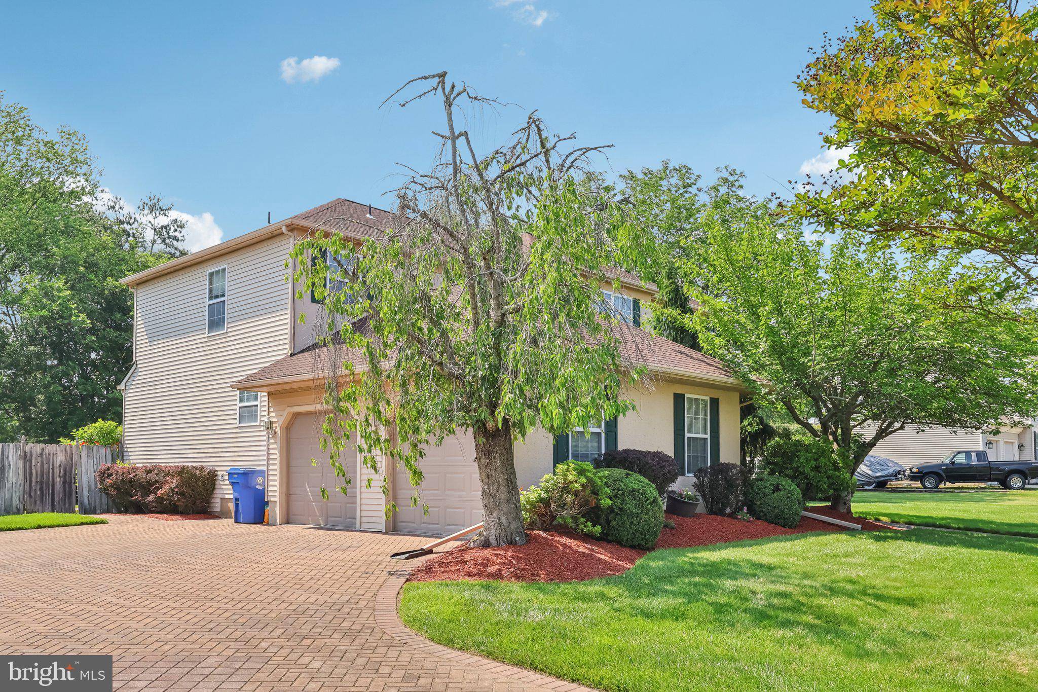 Hainesport, NJ 08036,3 PRICKETT LN
