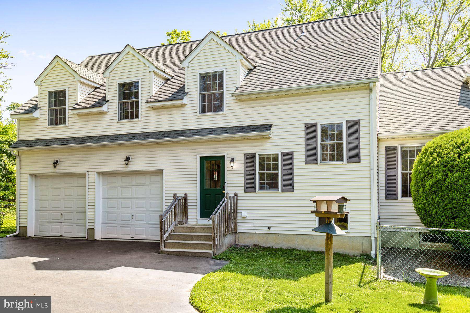 Pennington, NJ 08534,25 ORCHARD AVE