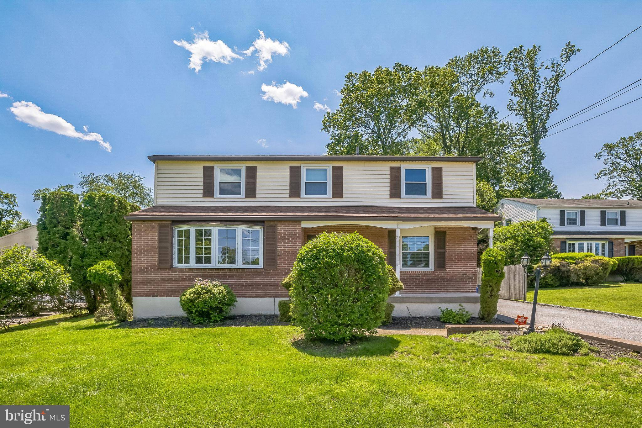 Broomall, PA 19008,608 DOLORES DR