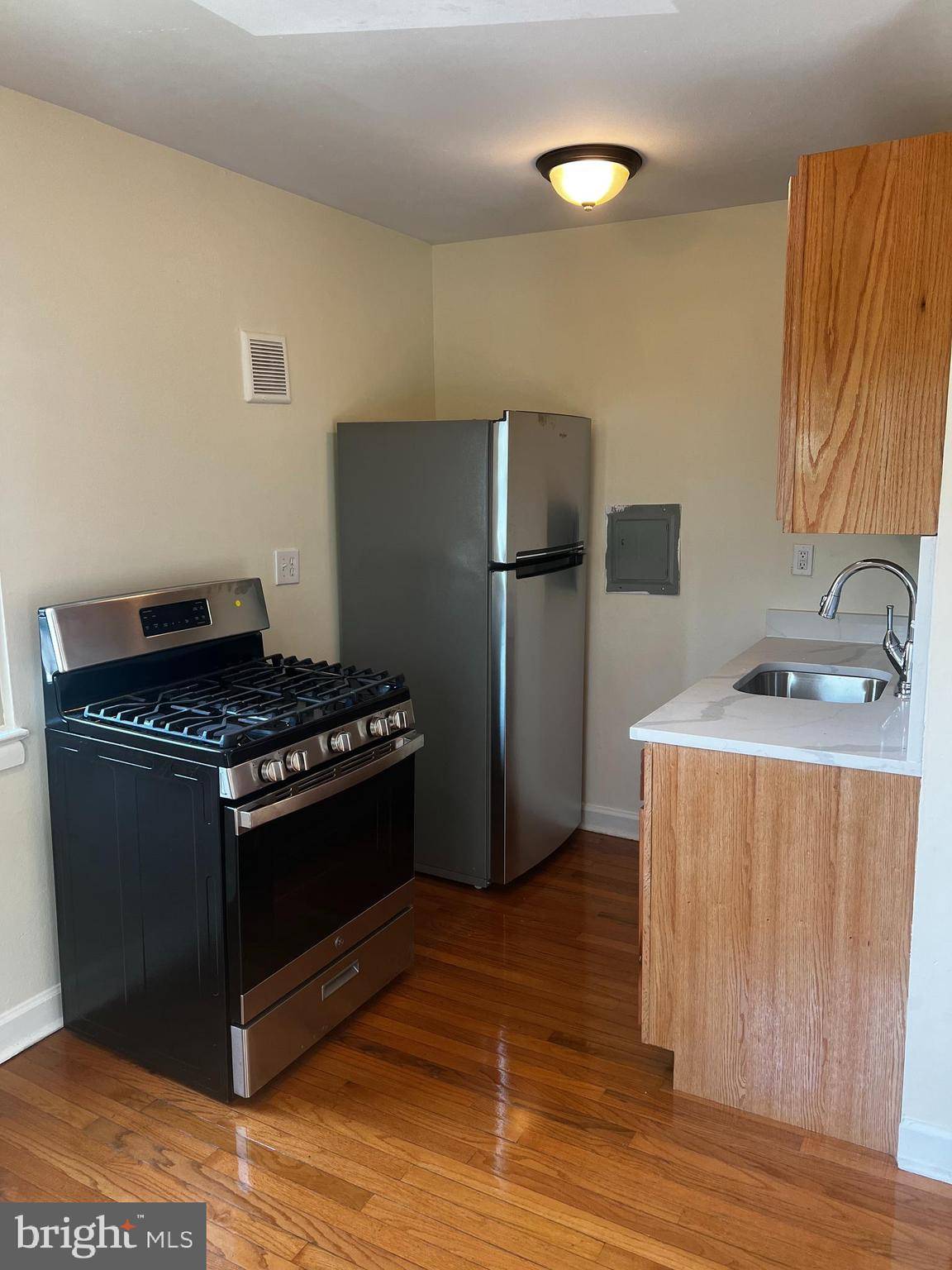 Washington, DC 20017,520 FRANKLIN ST NE #302