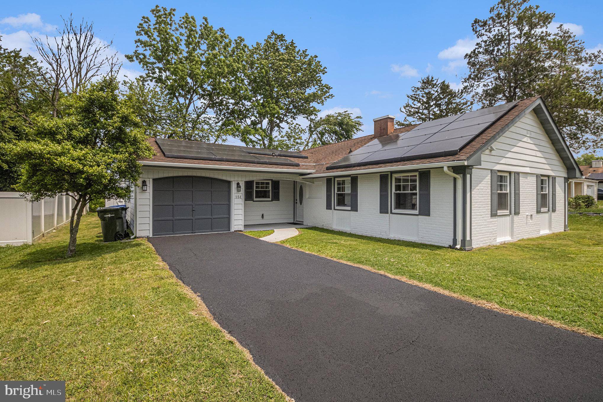 Willingboro, NJ 08046,151 PAGEANT LN