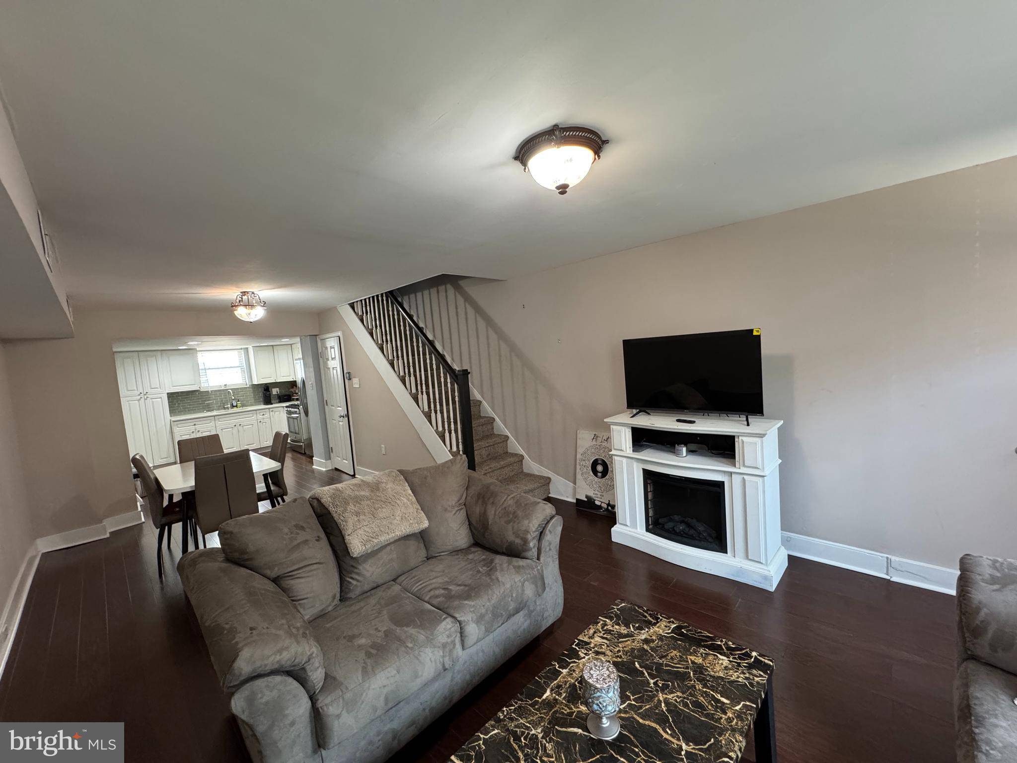 Philadelphia, PA 19148,137 SIGEL ST