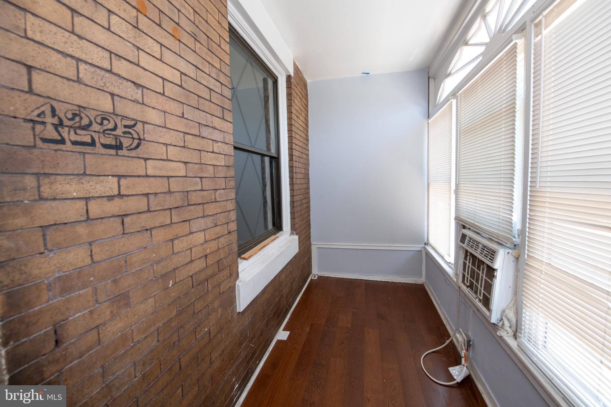 Philadelphia, PA 19124,4225 TACKAWANNA ST