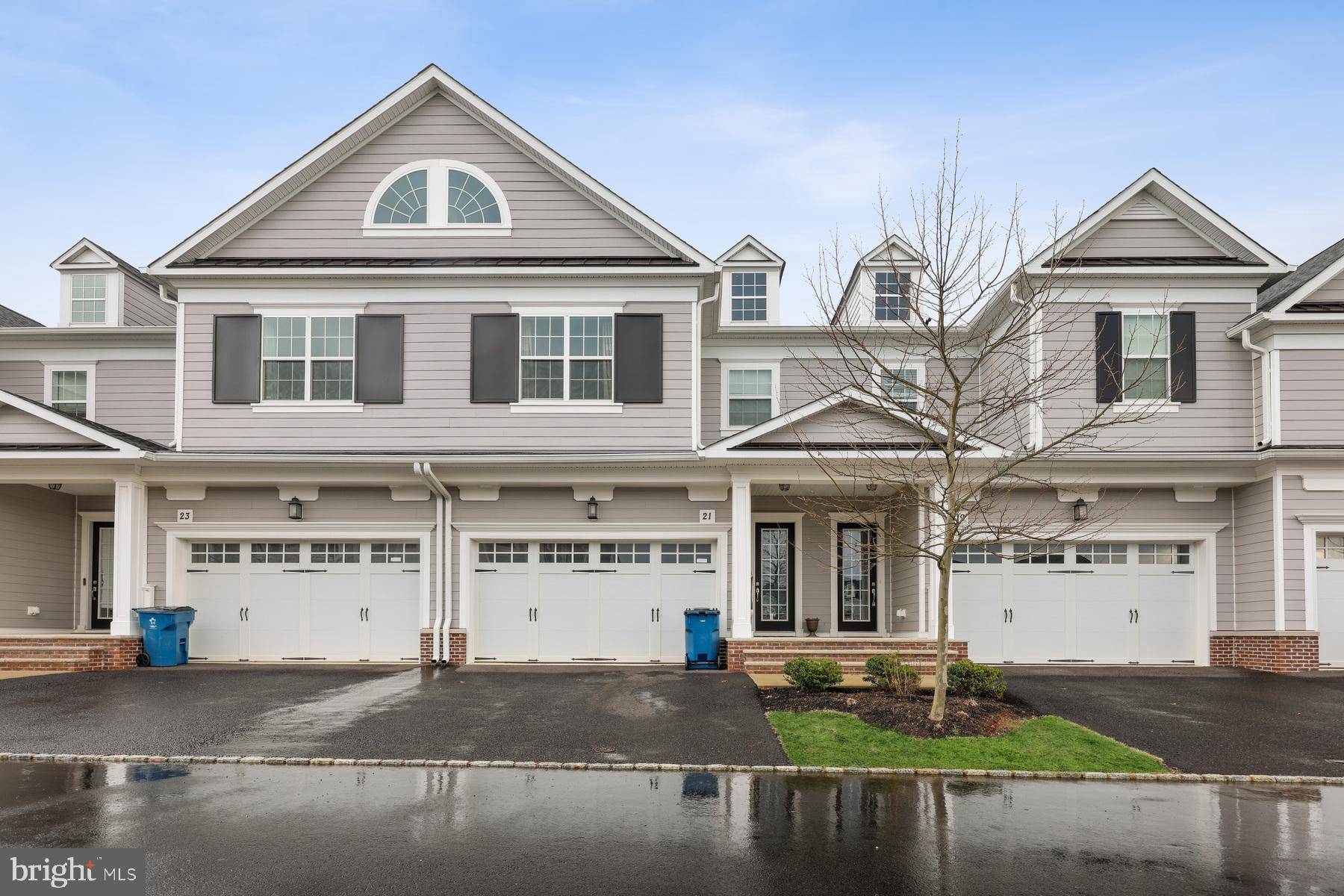 Cranbury, NJ 08512,21 HAMILTON DR