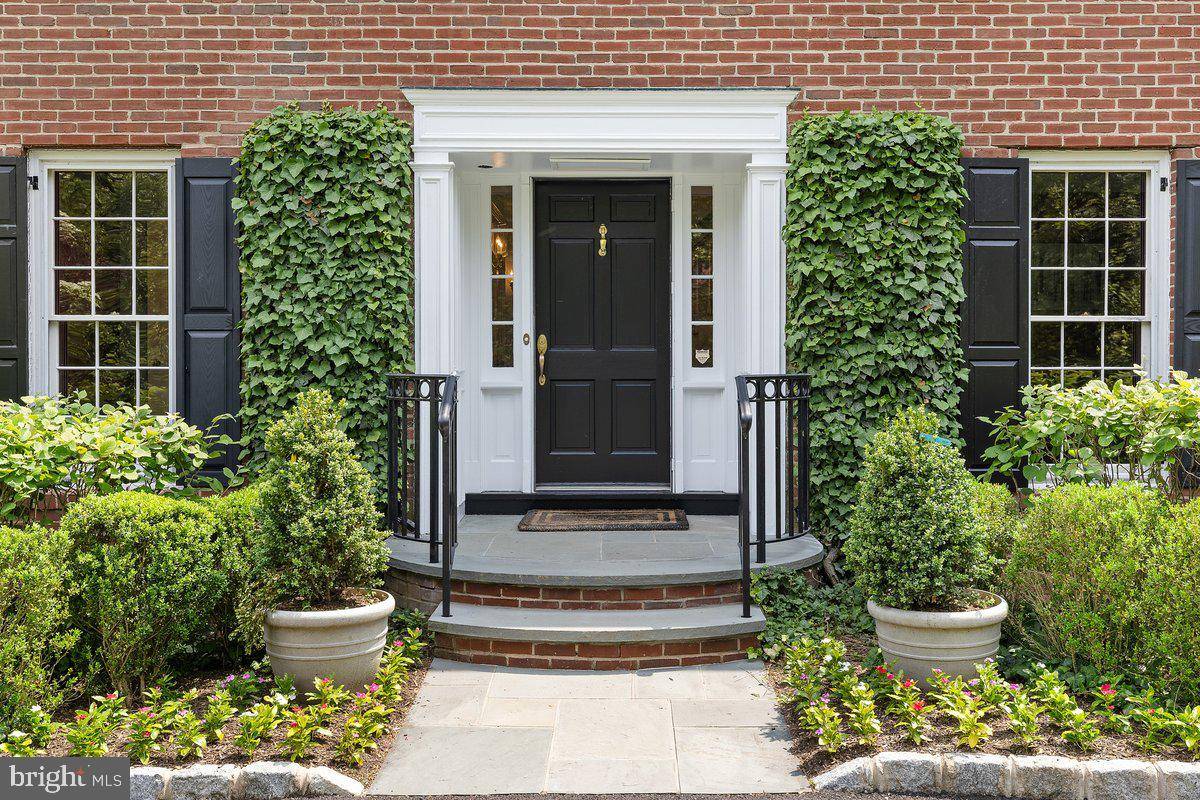 Princeton, NJ 08540,18 WINFIELD RD