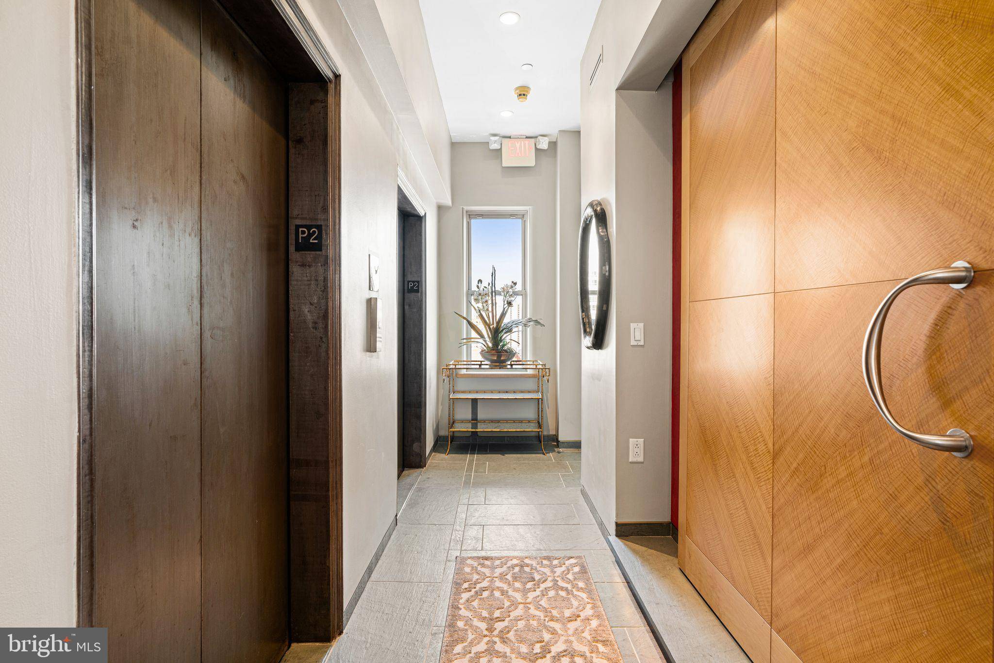Philadelphia, PA 19103,275 S 19TH ST #PENTHOUSE