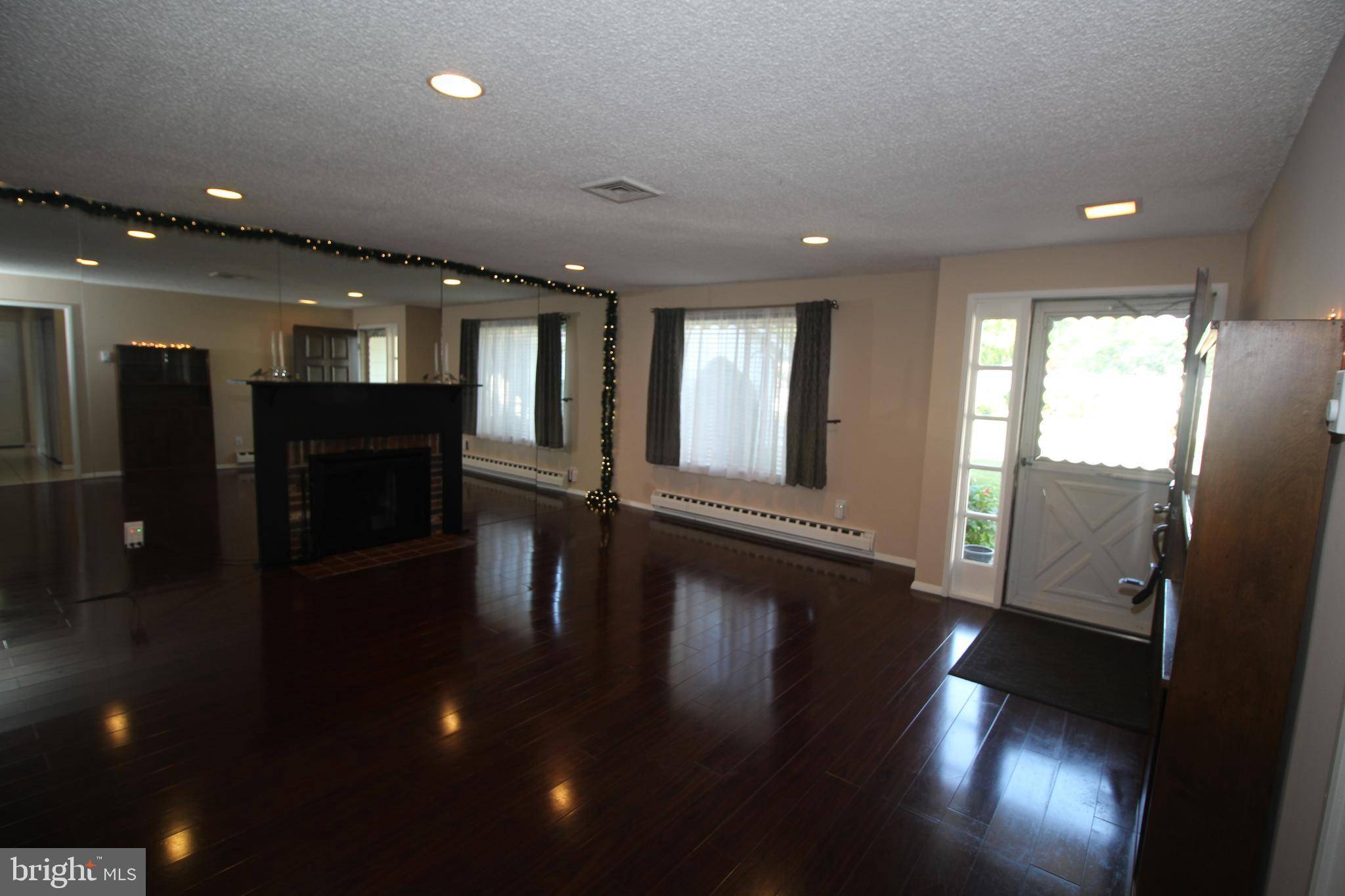 Monroe Township, NJ 08831,236-A VERNON RD