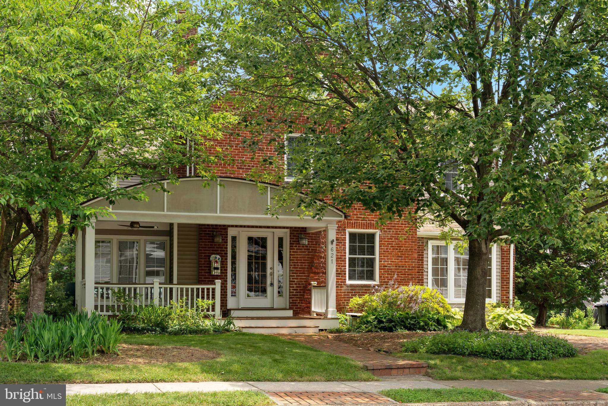 Arlington, VA 22204,621 S TAYLOR ST