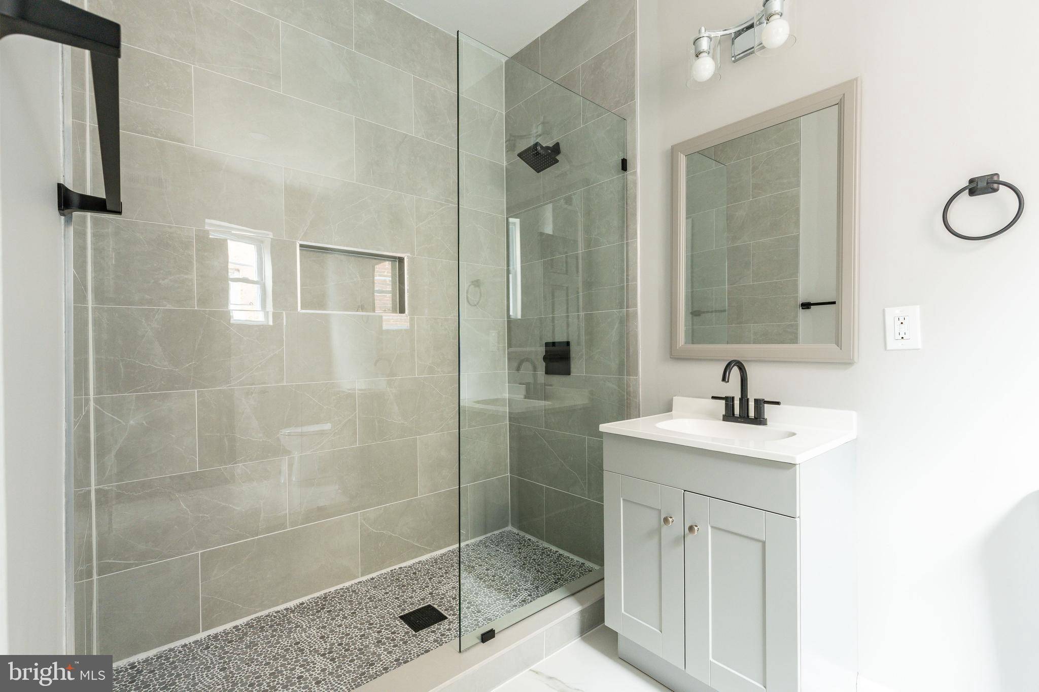 Philadelphia, PA 19143,5229 WEBSTER ST