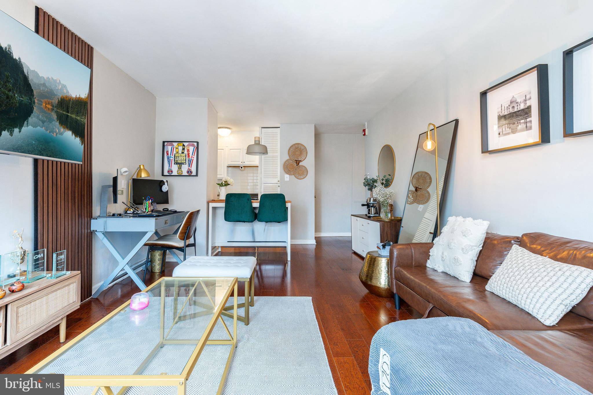 Philadelphia, PA 19103,2101-17 CHESTNUT ST #1603