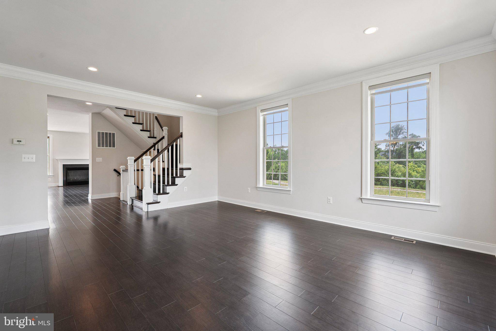 Ashburn, VA 20148,43109 CLARENDON SQ