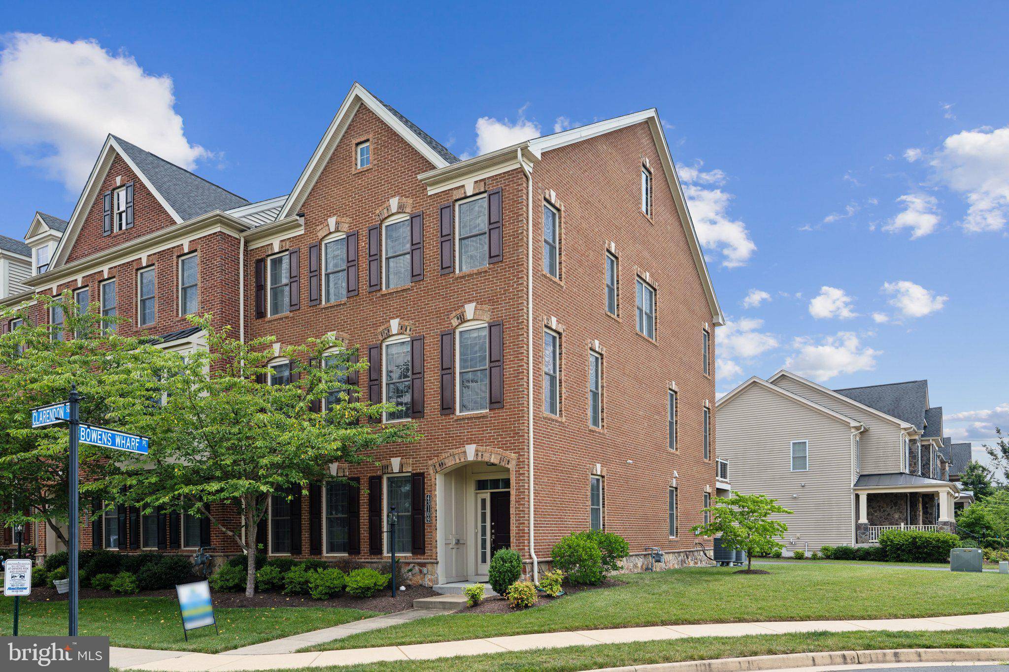 Ashburn, VA 20148,43109 CLARENDON SQ