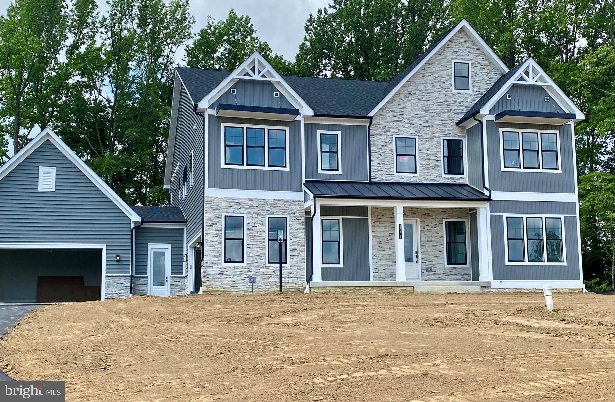 Upper Marlboro, MD 20774,16501 ROLLING KNOLLS LN