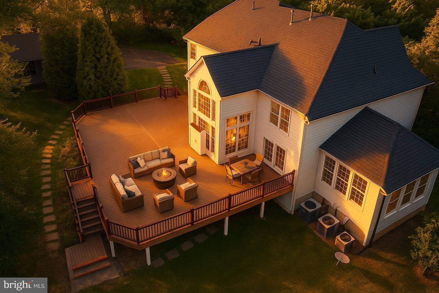 Round Hill, VA 20141,17301 ROUNDMONT PL