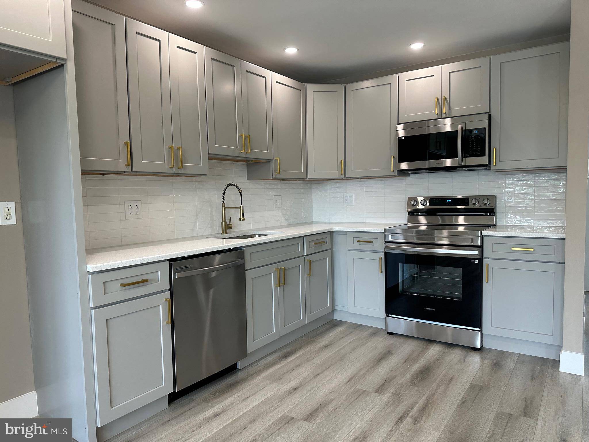 Philadelphia, PA 19114,3314 ELLISTON CIR