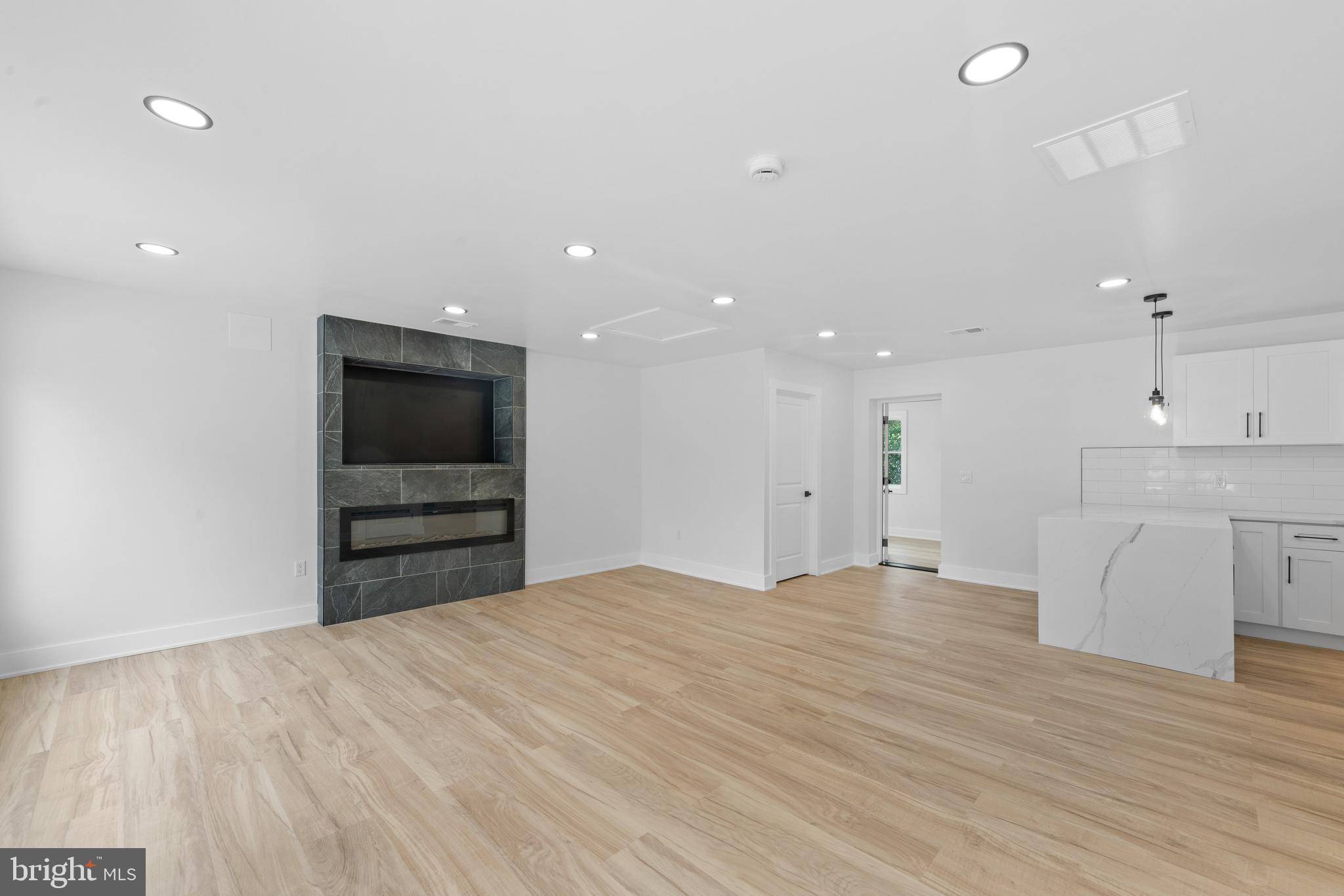 Southampton, PA 18966,832 ORCHARD AVE