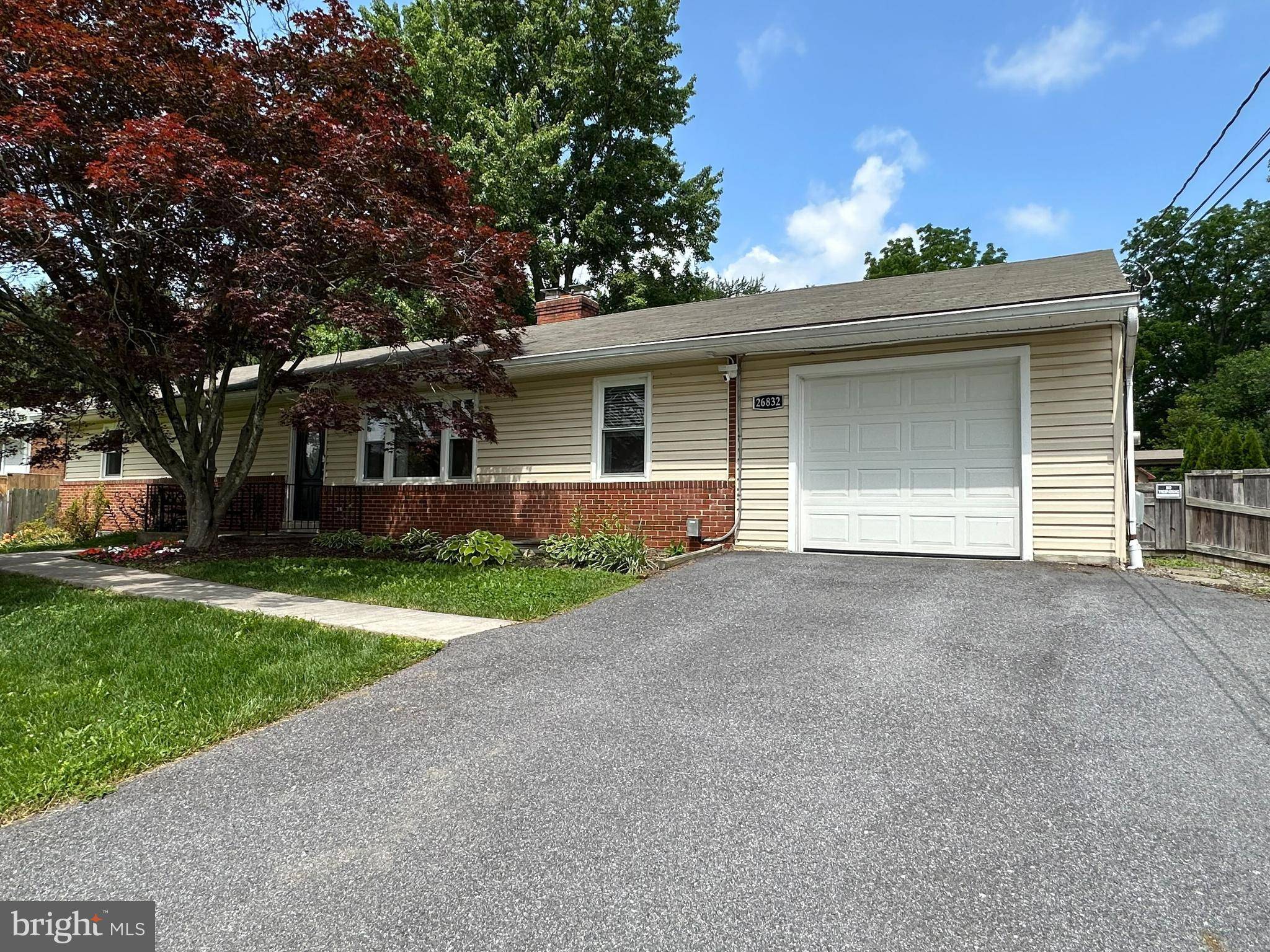 Damascus, MD 20872,26832 HOWARD CHAPEL DR