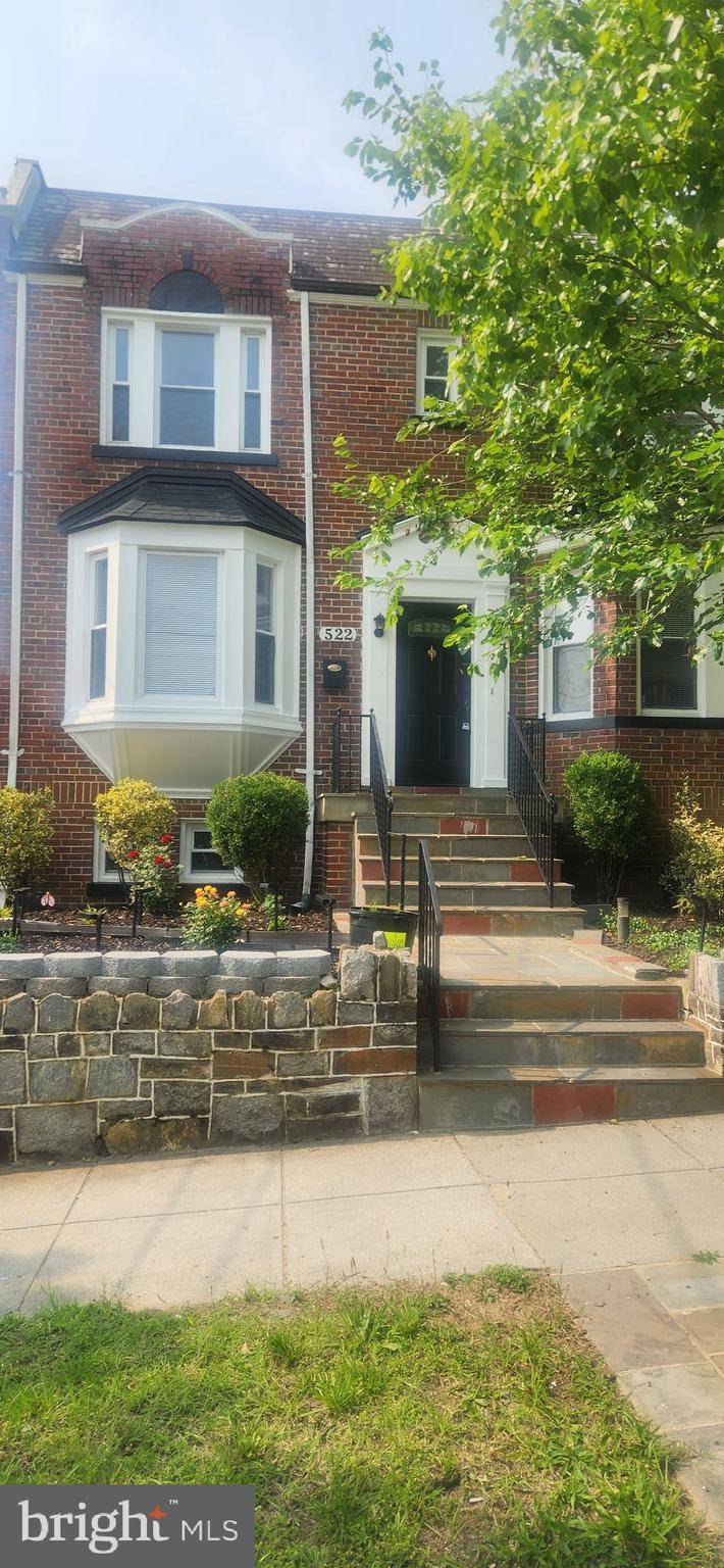 Washington, DC 20011,522 QUACKENBOS ST NW