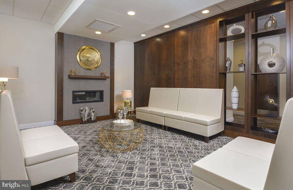 Philadelphia, PA 19144,515 W CHELTEN AVE #2B-0704