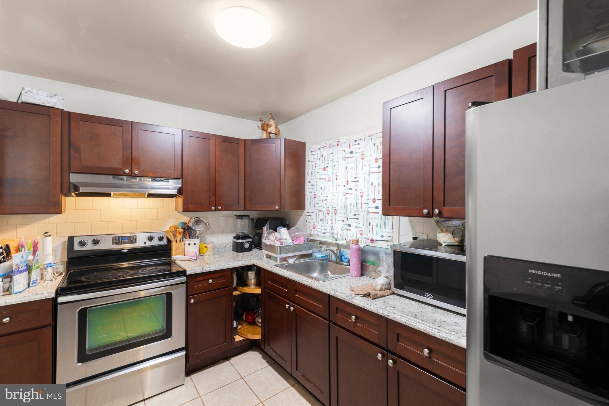 Front Royal, VA 22630,320 LEE ST