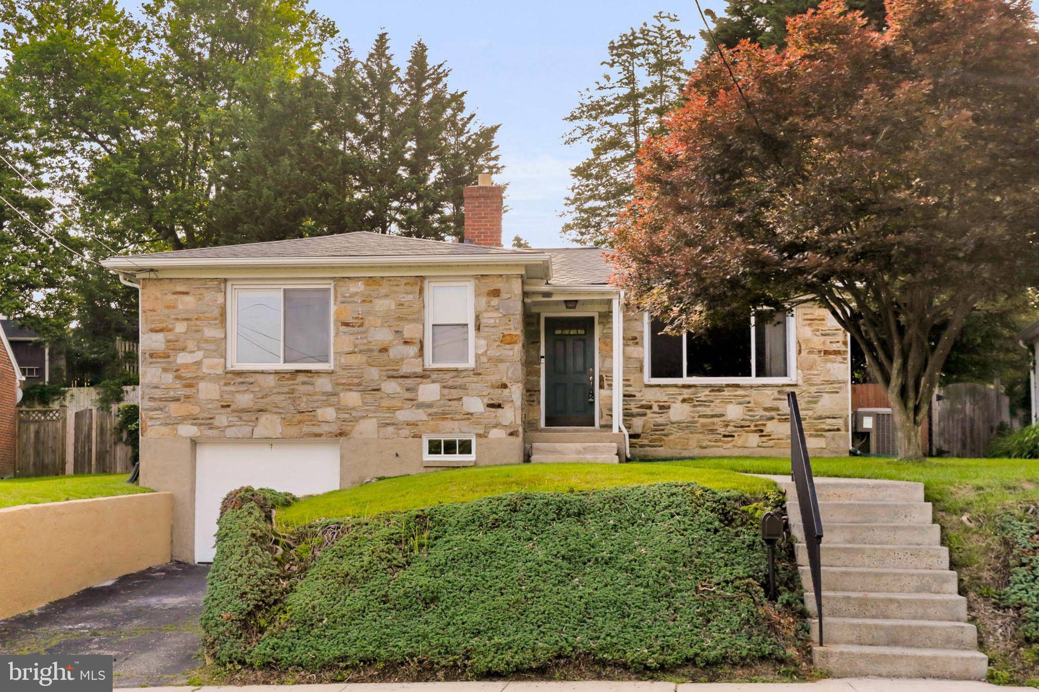 Baltimore, MD 21228,408 WAVELAND RD