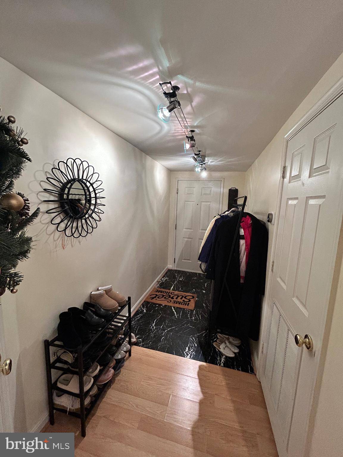 Arlington, VA 22203,3830 9TH ST N #103W