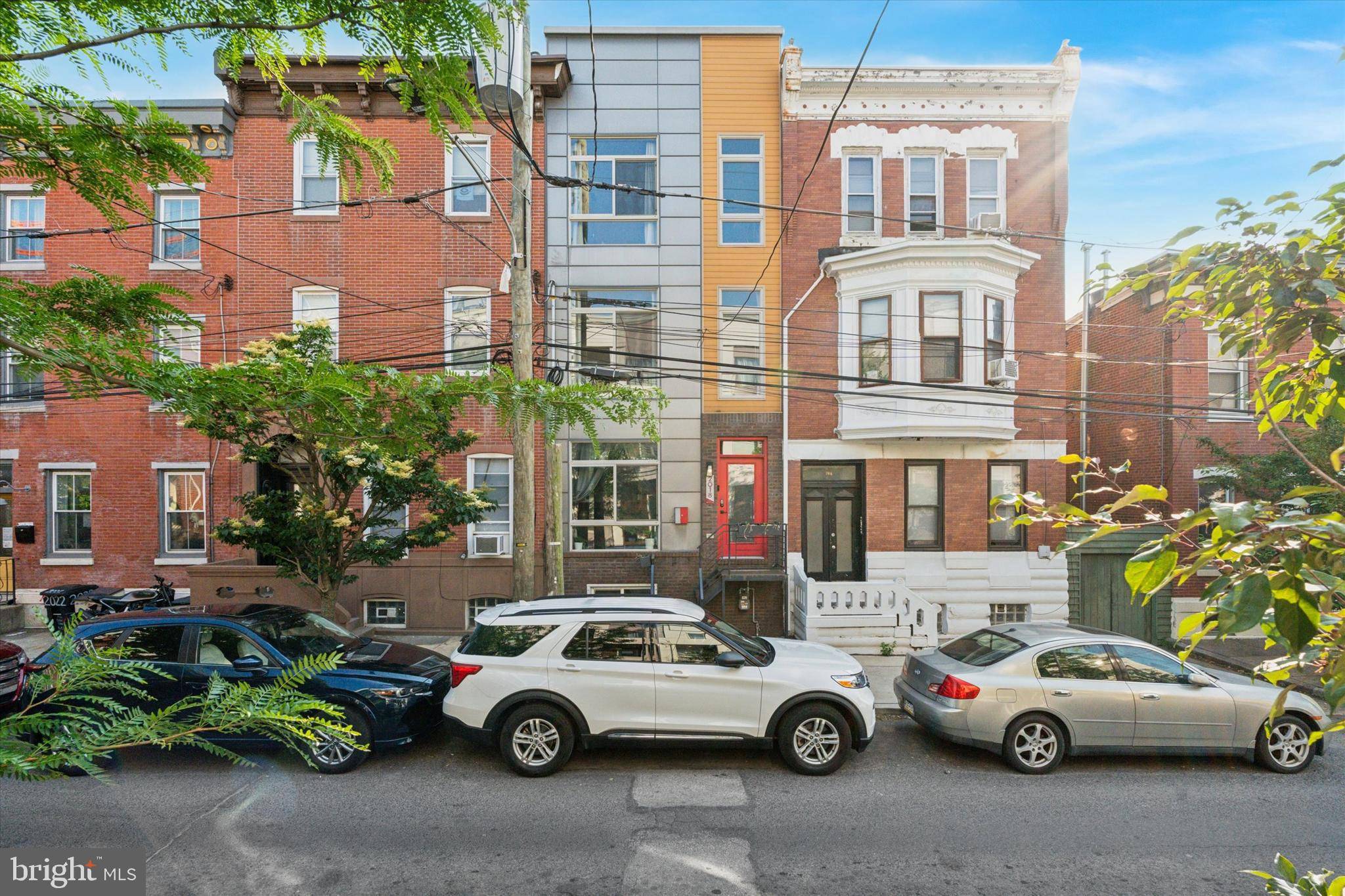 Philadelphia, PA 19125,2018 E YORK ST