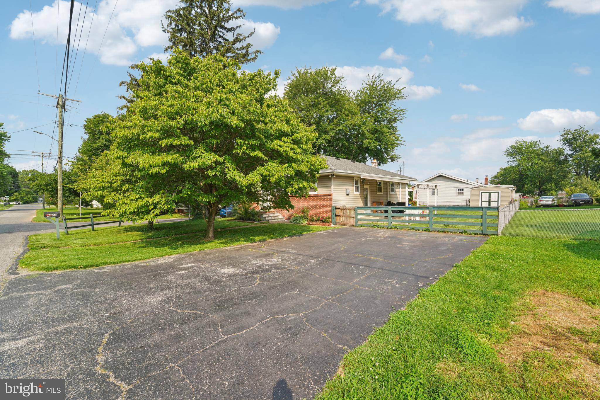 Gwynn Oak, MD 21207,1323 DORCHESTER AVE