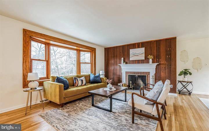 Havertown, PA 19083,645 GLENDALE RD