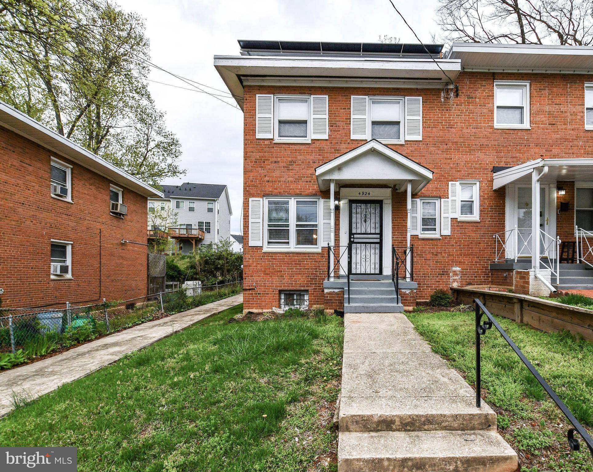 Oxon Hill, MD 20745,4924 MAURY PL