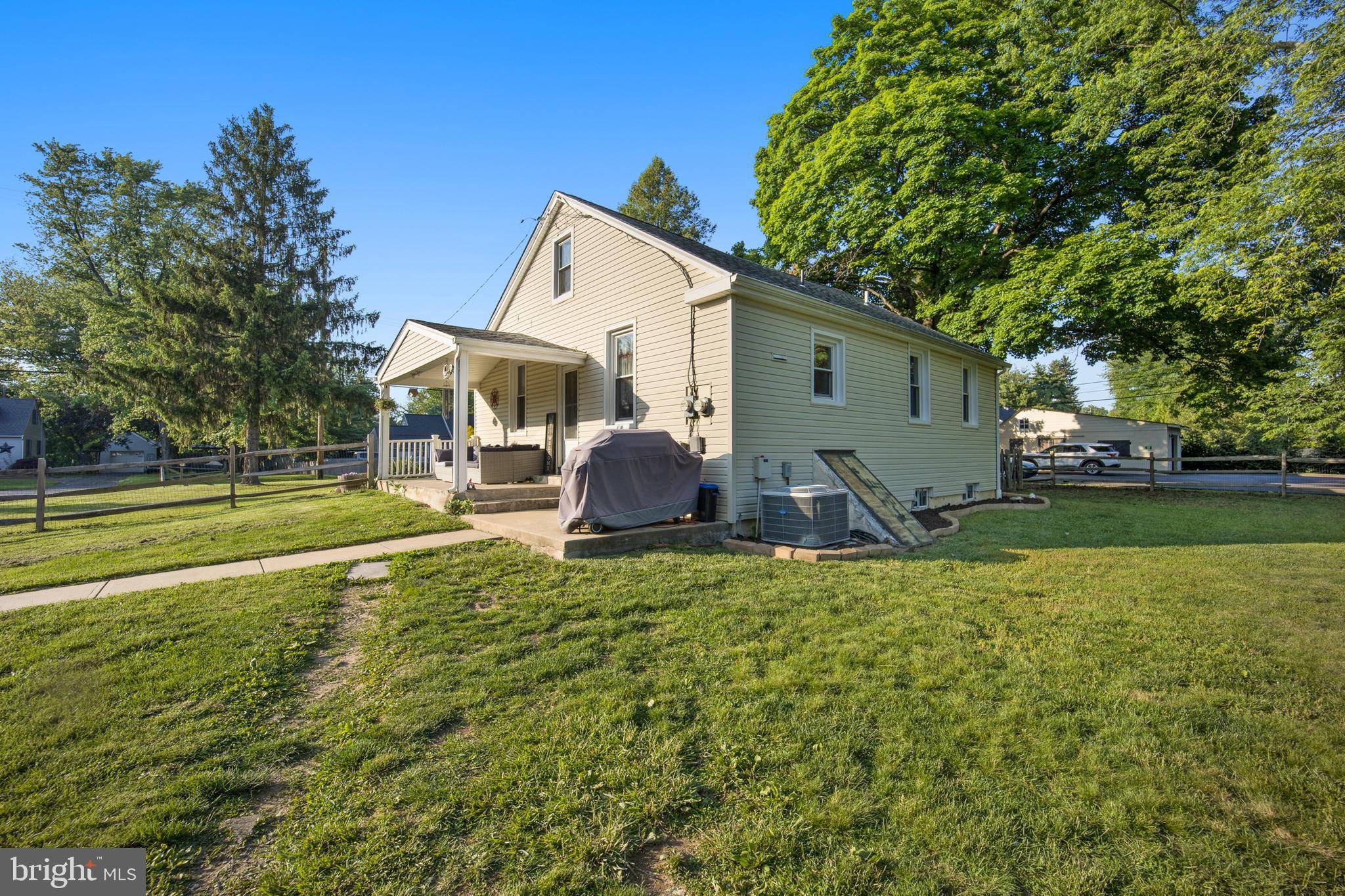 Doylestown, PA 18901,233 EDISON FURLONG RD
