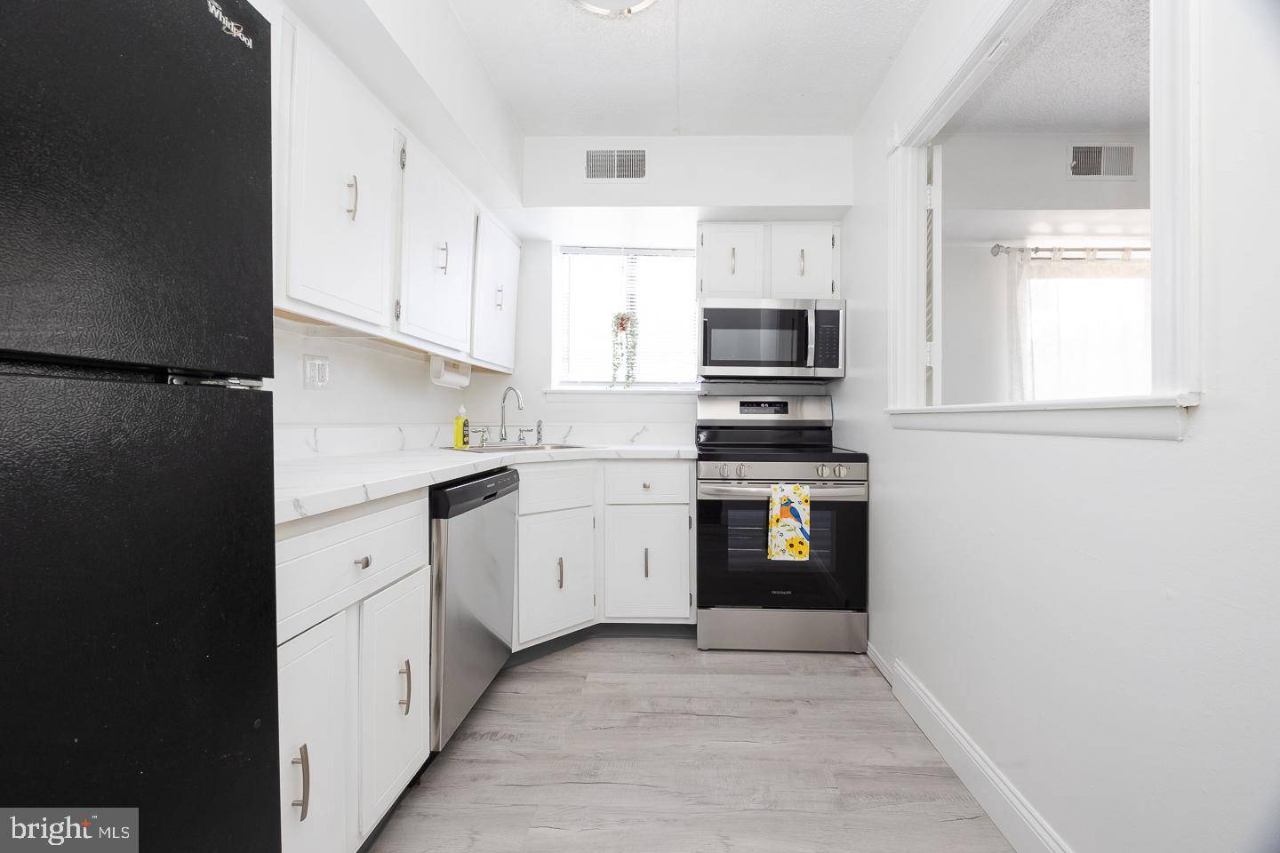 West Chester, PA 19382,1302 VALLEY DR #1302