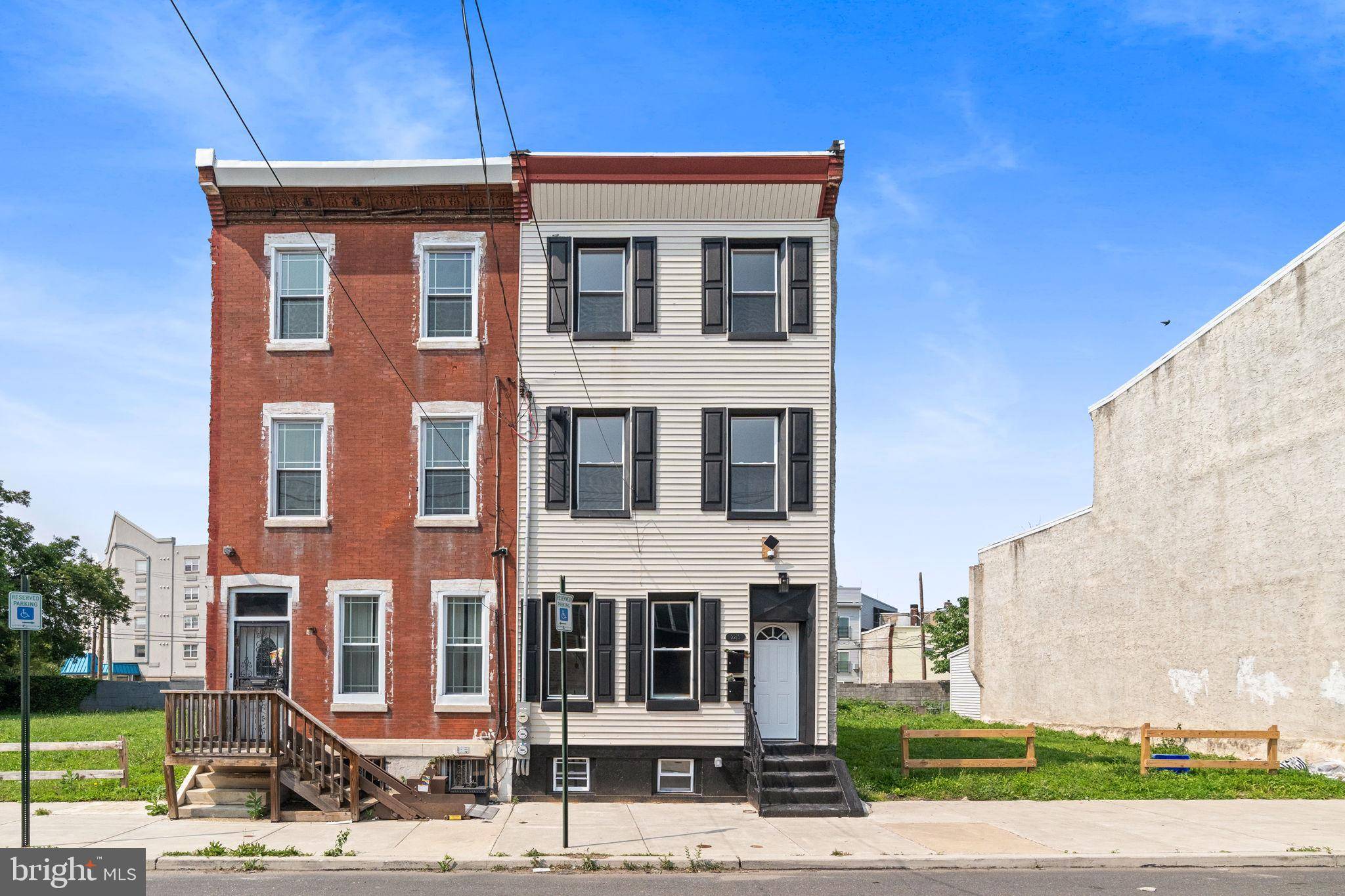 Philadelphia, PA 19121,2219 W OXFORD ST