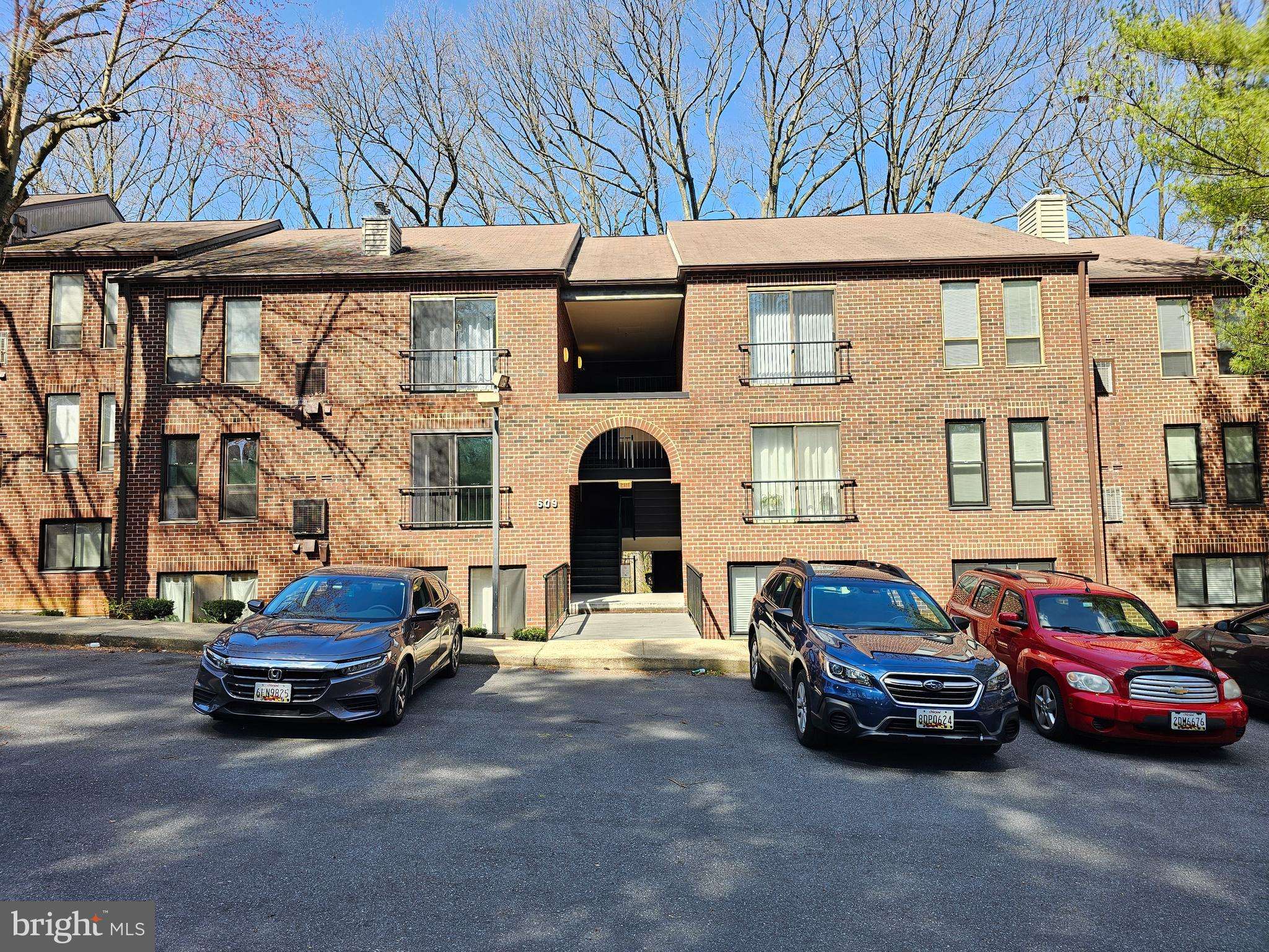 Takoma Park, MD 20912,609 HUDSON AVE #229