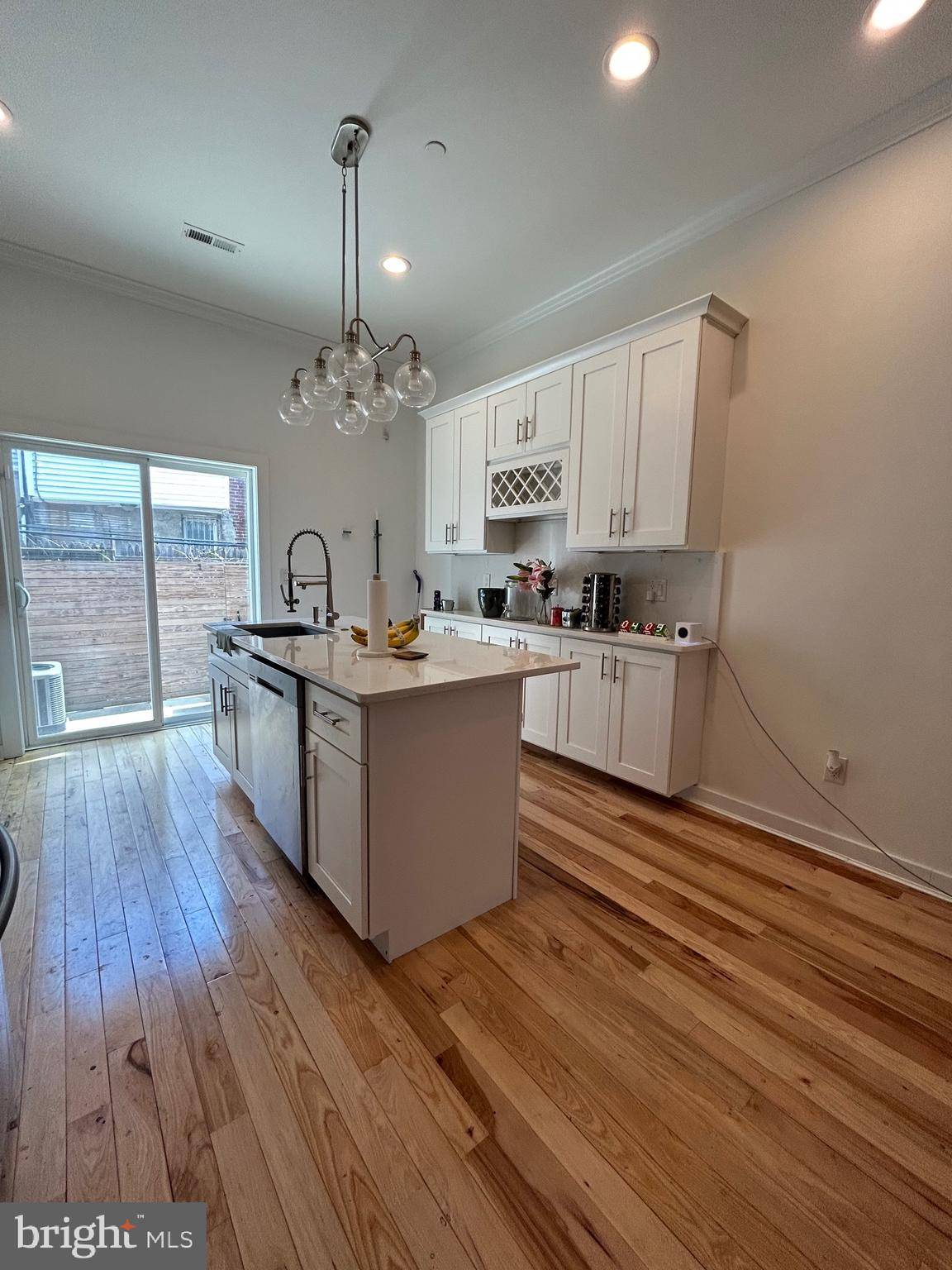 Philadelphia, PA 19146,1537 S NAPA ST