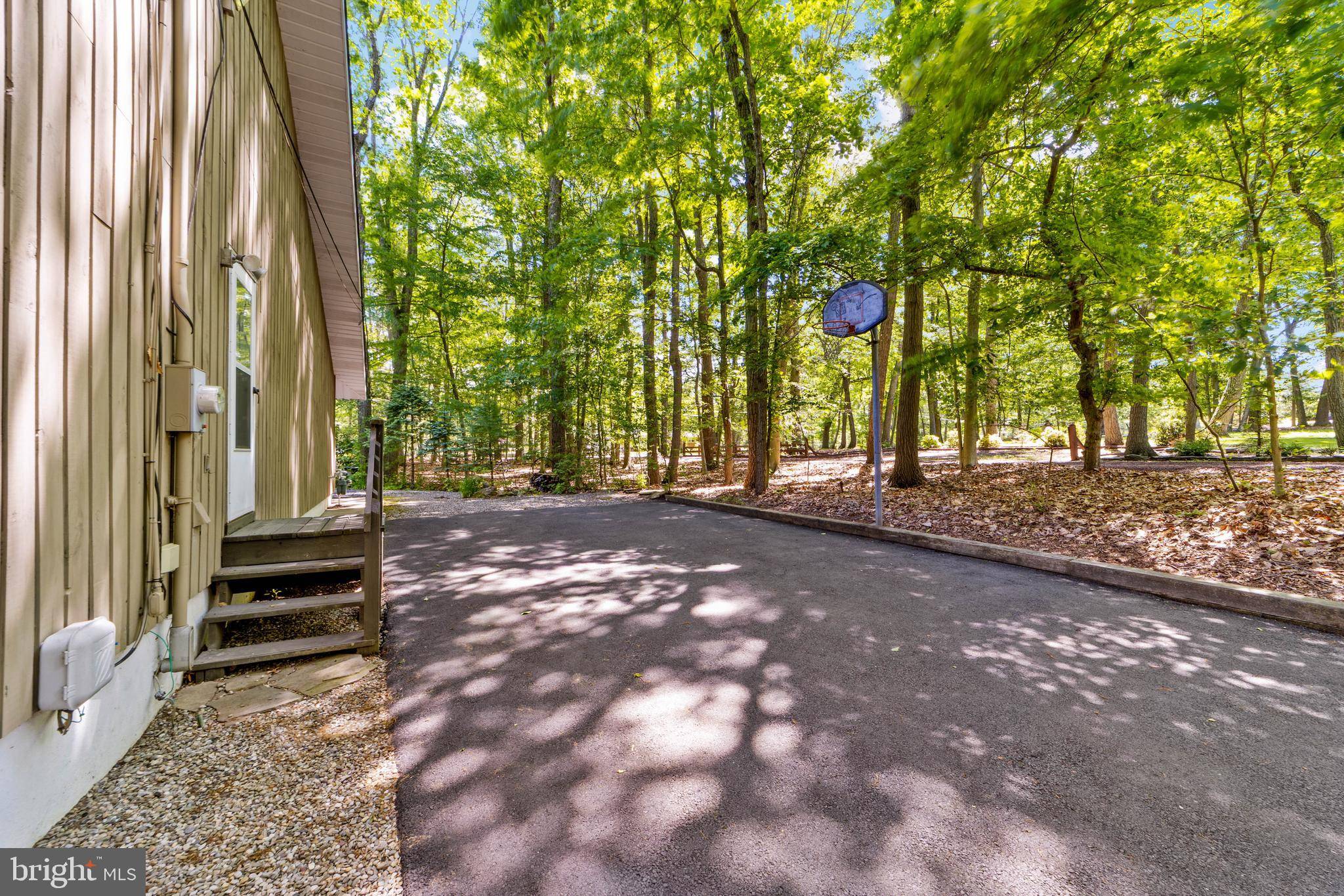 Monmouth Junction, NJ 08852,119 SAND HILLS RD